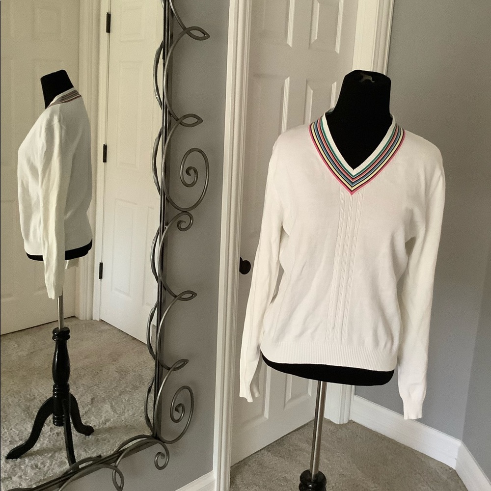 White Tail V-Neck with Striped Detail